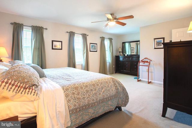 87 IVY LEAGUE DR, Kutztown, PA 19530