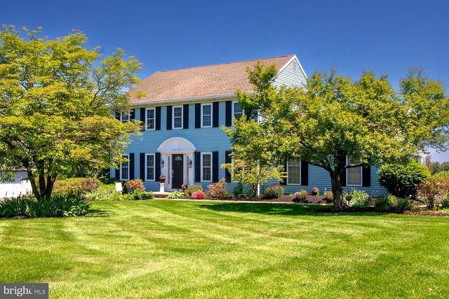 87 IVY LEAGUE DR, Kutztown, PA 19530