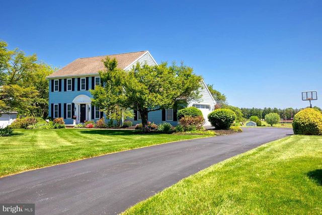 87 IVY LEAGUE DR, Kutztown, PA 19530