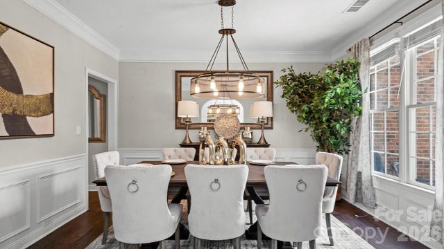 7715 Saddle Trail Lane, Charlotte, NC 28269