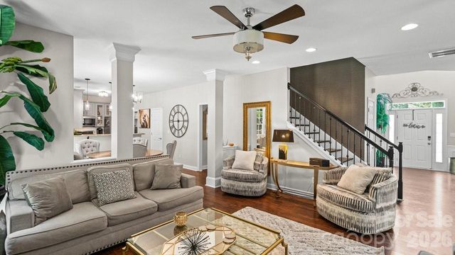 7715 Saddle Trail Lane, Charlotte, NC 28269