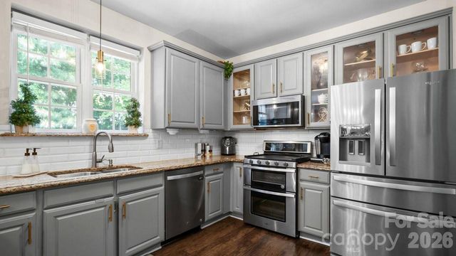 7715 Saddle Trail Lane, Charlotte, NC 28269