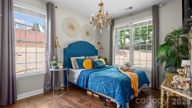 7715 Saddle Trail Lane, Charlotte, NC 28269