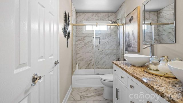 7715 Saddle Trail Lane, Charlotte, NC 28269
