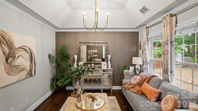 7715 Saddle Trail Lane, Charlotte, NC 28269