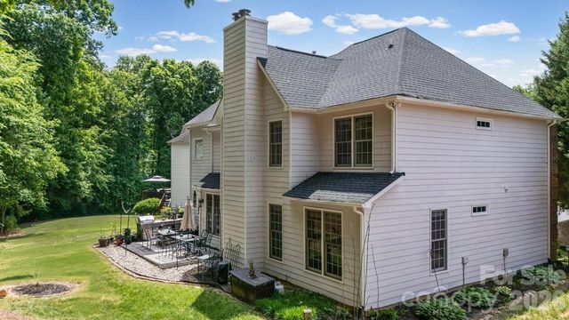 7715 Saddle Trail Lane, Charlotte, NC 28269