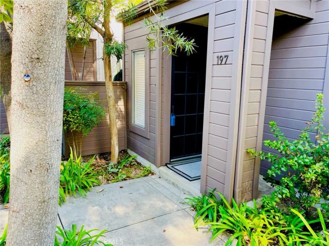 197 Via Colinas, Thousand Oaks, CA 91362