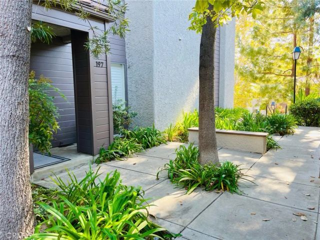 197 Via Colinas, Thousand Oaks, CA 91362