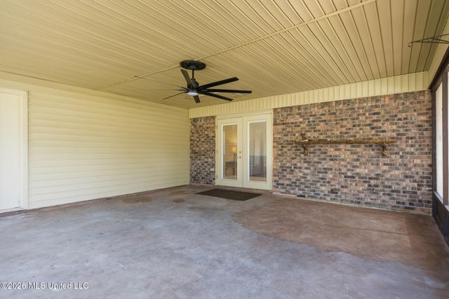 8000 Helmsdale, Ocean Springs, MS 39564