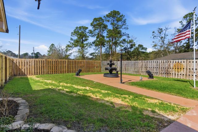 8000 Helmsdale, Ocean Springs, MS 39564