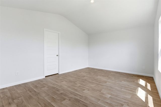 69 Road 5102d, Cleveland, TX 77327