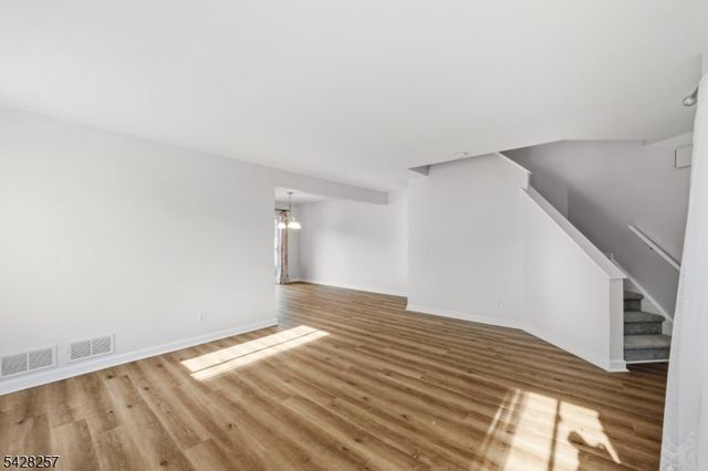 111 Dorset Ct, Hillsborough Twp., NJ 08844
