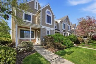 111 Dorset Ct, Hillsborough Twp., NJ 08844