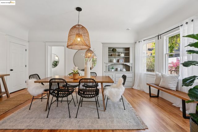 2132 Haste St, Berkeley, CA 94704