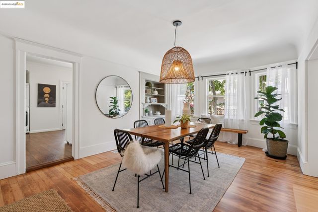 2132 Haste St, Berkeley, CA 94704