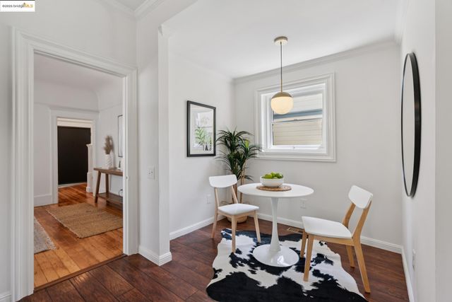 2132 Haste St, Berkeley, CA 94704