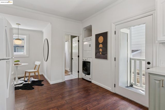 2132 Haste St, Berkeley, CA 94704