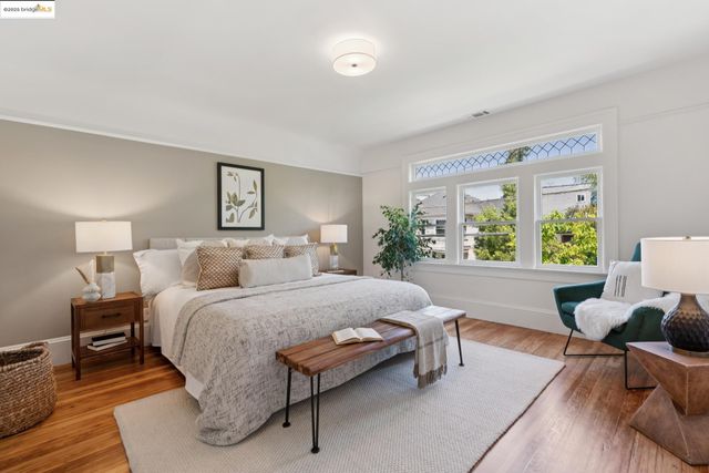 2132 Haste St, Berkeley, CA 94704