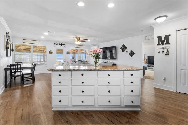 160 LCR 825, Groesbeck, TX 76642