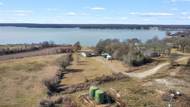 160 LCR 825, Groesbeck, TX 76642