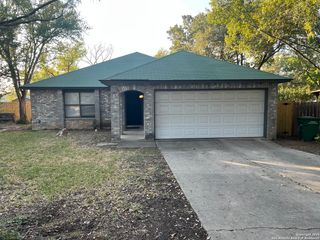 13907 Quarles St, San Antonio, TX 78247