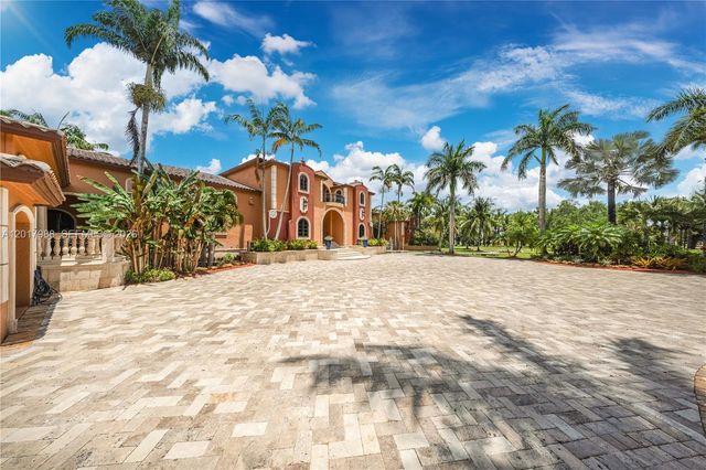17201 SW 248th St, Homestead, FL 33031