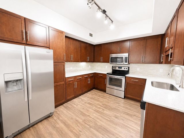 2910 Milam St Street 1431, Houston, TX 77006
