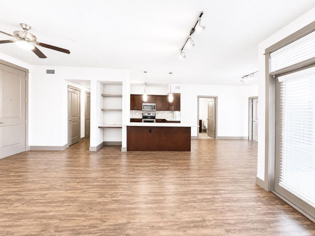 2910 Milam St Street 1431, Houston, TX 77006