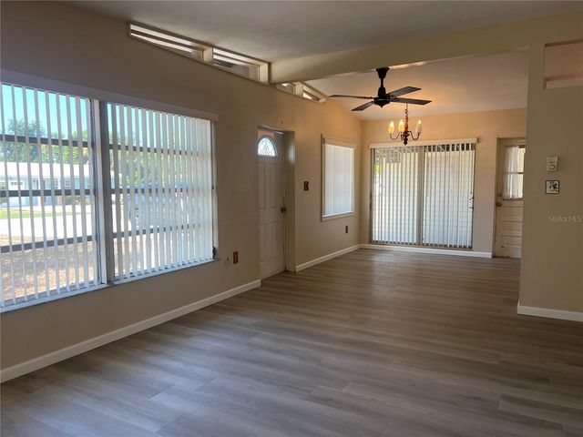 321 ALBA STREET E, Venice, FL 34285