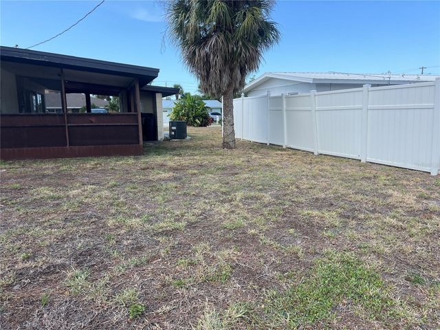 321 ALBA STREET E, Venice, FL 34285