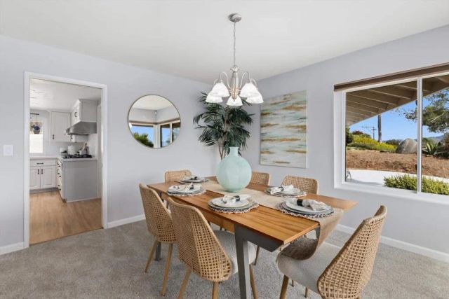 136 Helen Way, Escondido, CA 92025