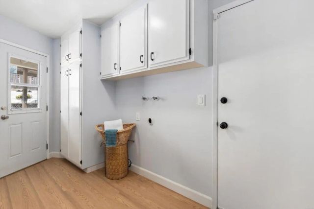 136 Helen Way, Escondido, CA 92025