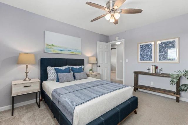 136 Helen Way, Escondido, CA 92025