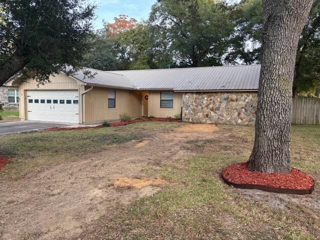 519 Nutmeg Avenue, Niceville, FL 32578