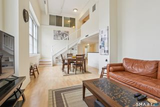 124 Court Street 5, New Haven, CT 06511