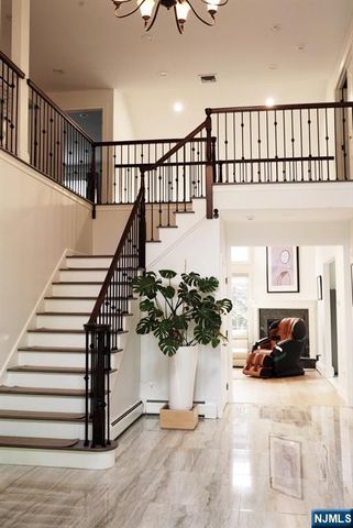 1206 Briar Way, Fort Lee, NJ 07024