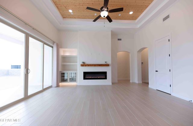 12864 PRESTBURY Avenue, El Paso, TX 79928