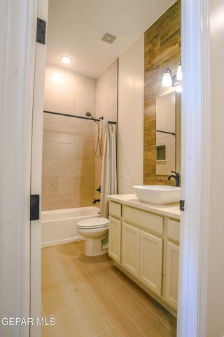 12864 PRESTBURY Avenue, El Paso, TX 79928