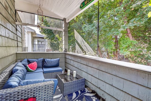 18 Franconia St, Boston, MA 02122