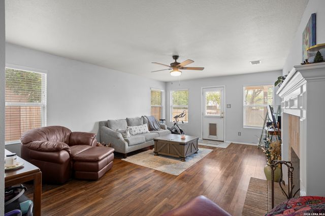 3914 Privet Pl, San Antonio, TX 78259