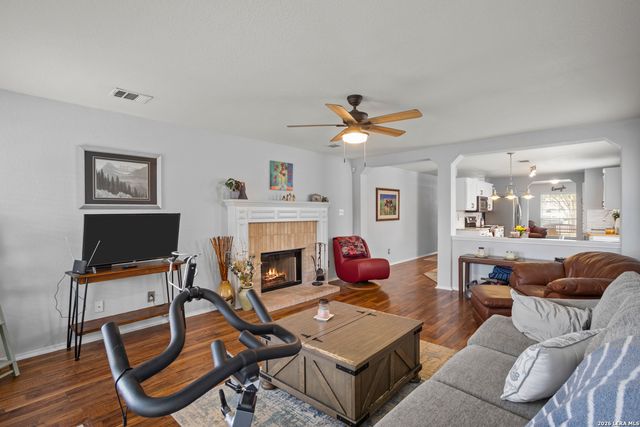 3914 Privet Pl, San Antonio, TX 78259