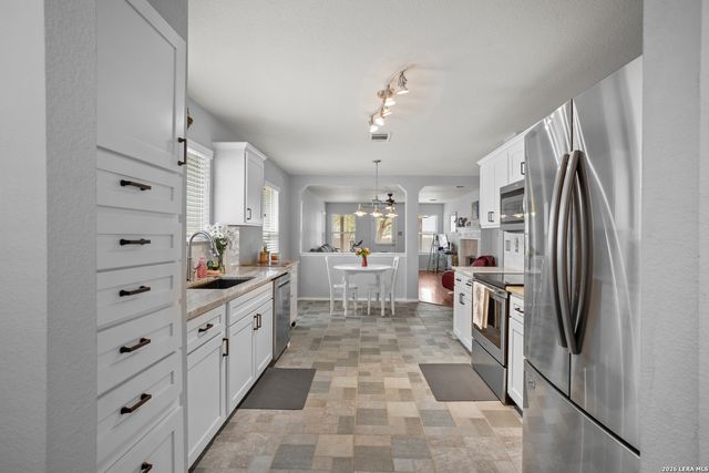 3914 Privet Pl, San Antonio, TX 78259