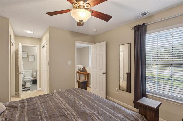11 Knox PL, Hampton, VA 23669