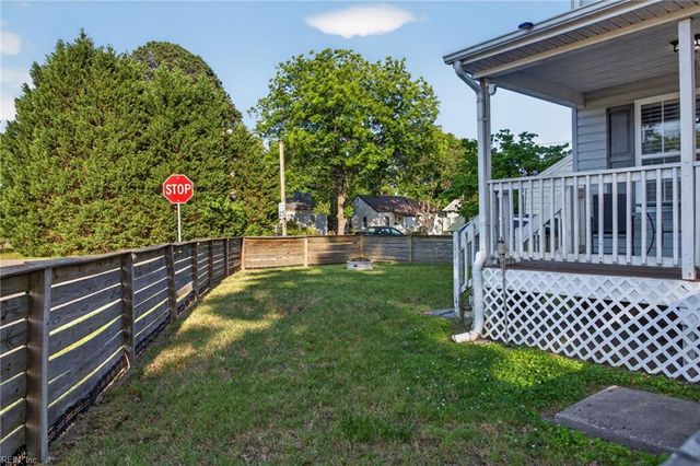 11 Knox PL, Hampton, VA 23669