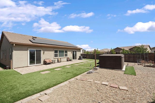 2013 Van Ruiten Dr, Lodi, CA 95242