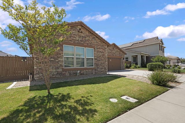 2013 Van Ruiten Dr, Lodi, CA 95242