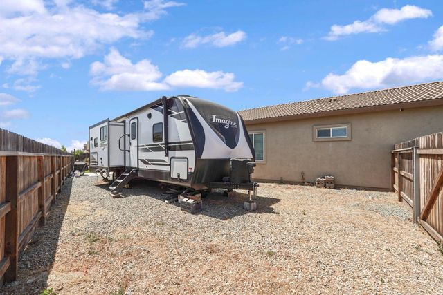 2013 Van Ruiten Dr, Lodi, CA 95242