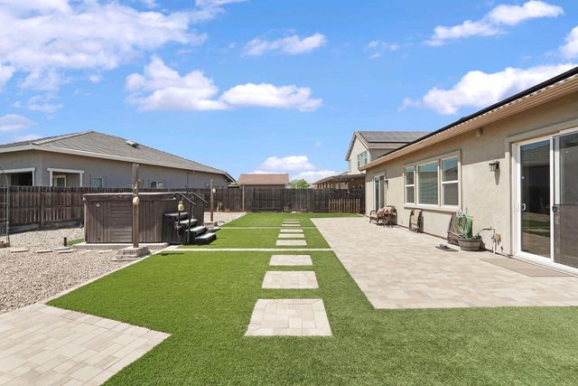 2013 Van Ruiten Dr, Lodi, CA 95242