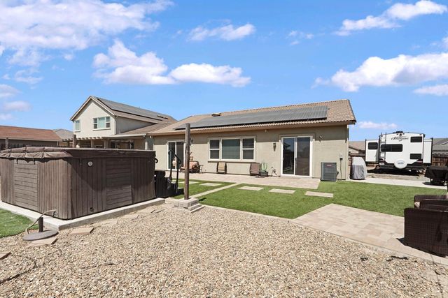 2013 Van Ruiten Dr, Lodi, CA 95242