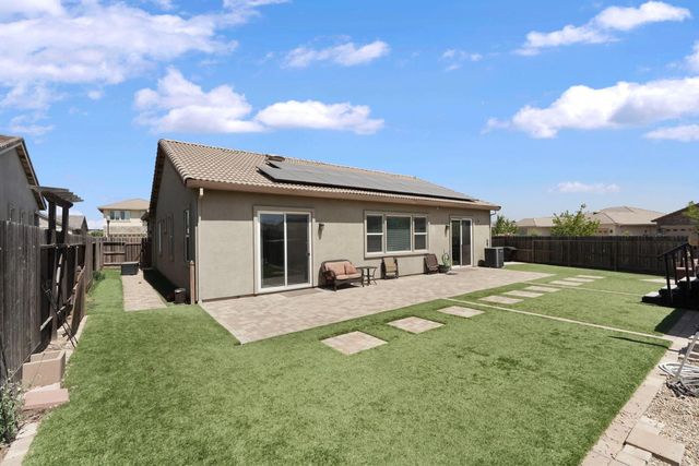 2013 Van Ruiten Dr, Lodi, CA 95242